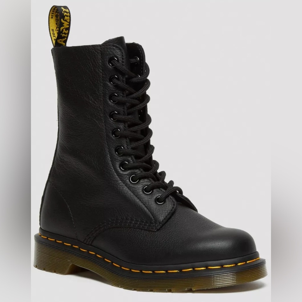 Doc Martens 1490 Virginia leather mid calf boot
